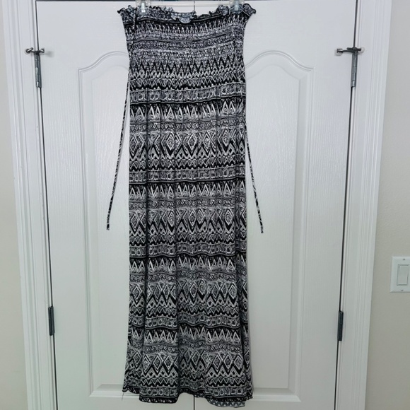 Aztec Black and White Strapless Dress, Size M, NWT - Picture 1 of 5